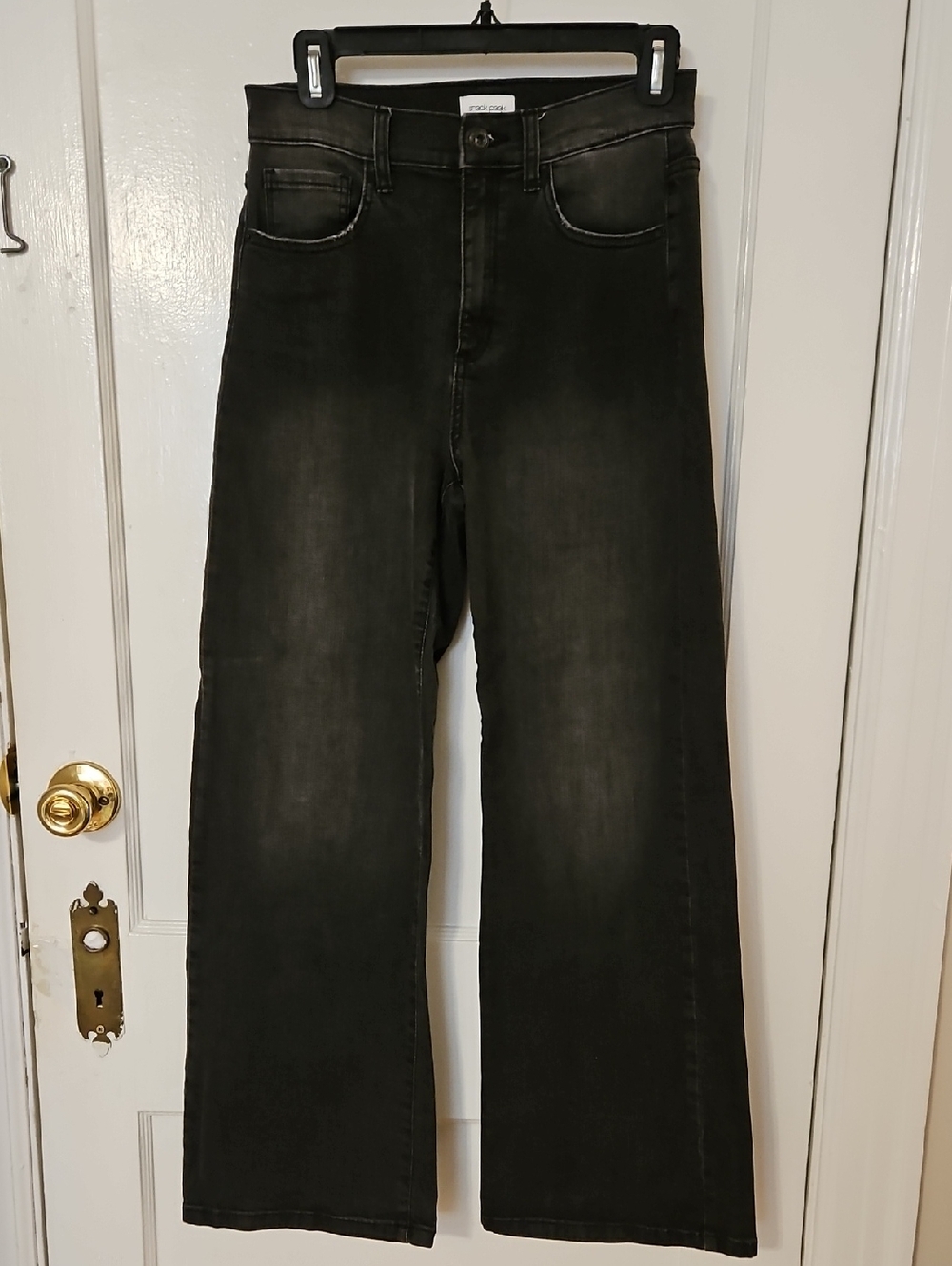 Sneak Peak, 27, Jr 5